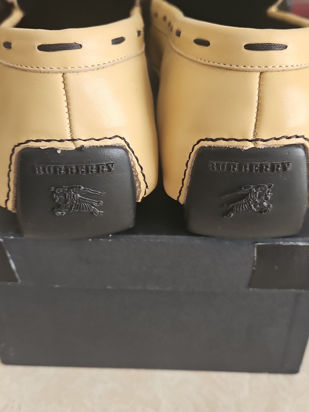 Burberry Loafers Shoes, Size 40/9.5. - Picture 7 of 16